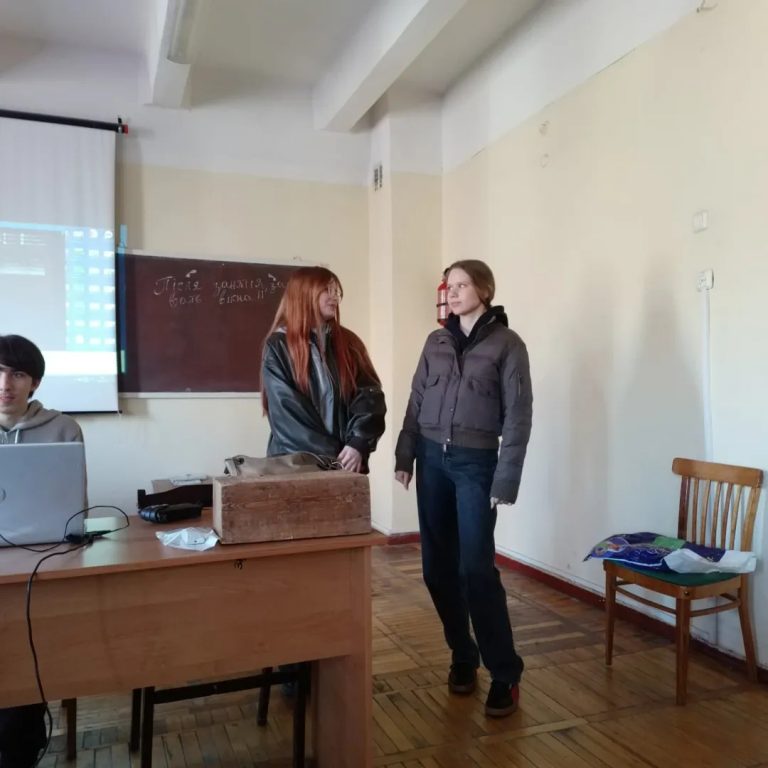 івв7