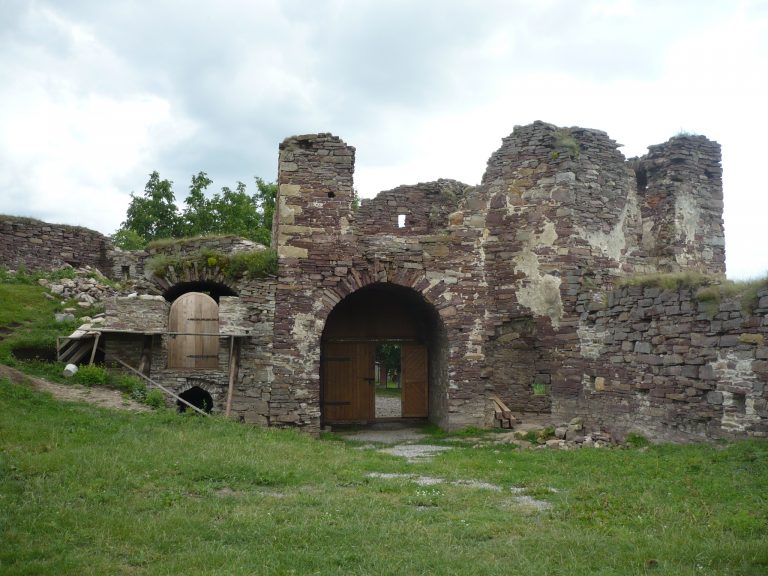 Podzameczek.Zamek6