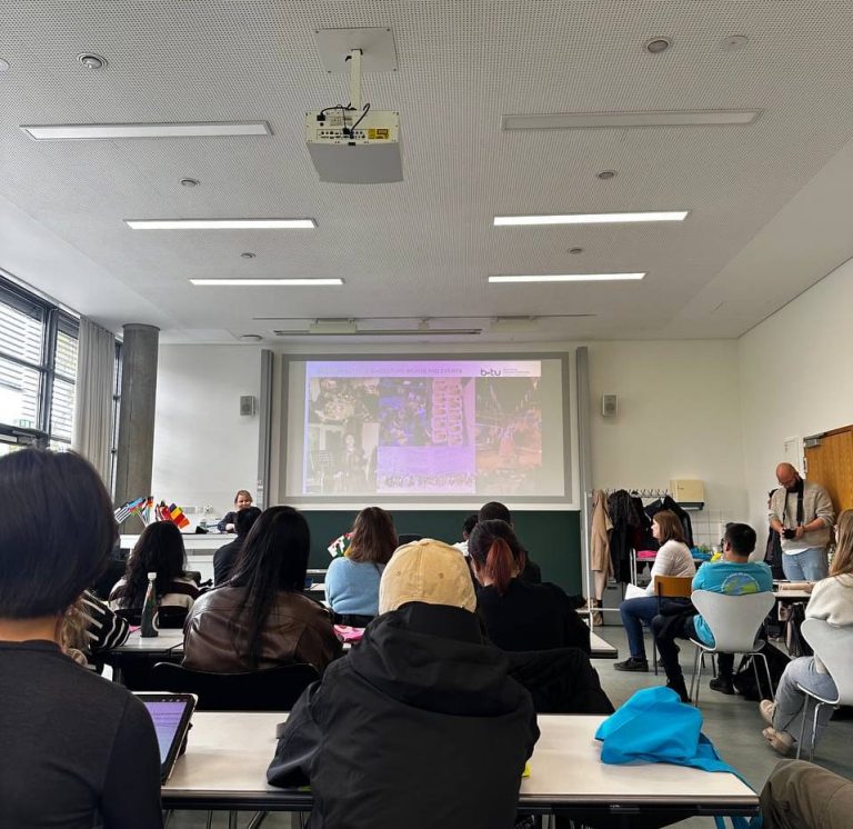 photo_2026-03-19_21-19-28