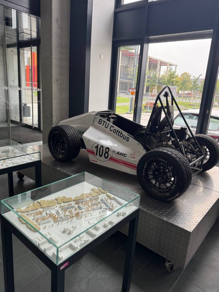 photo_2026-03-19_21-19-31